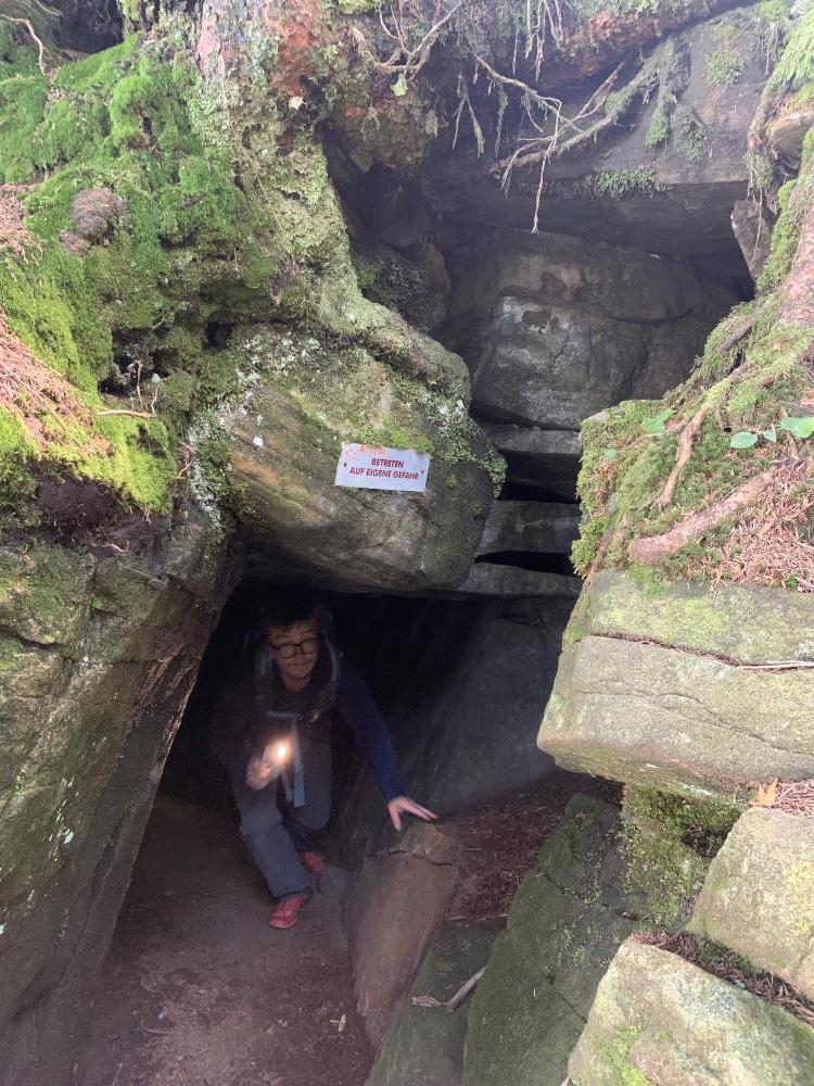 Höhle