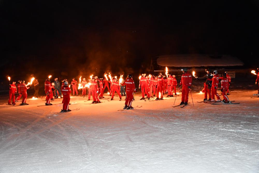 torchlight descent