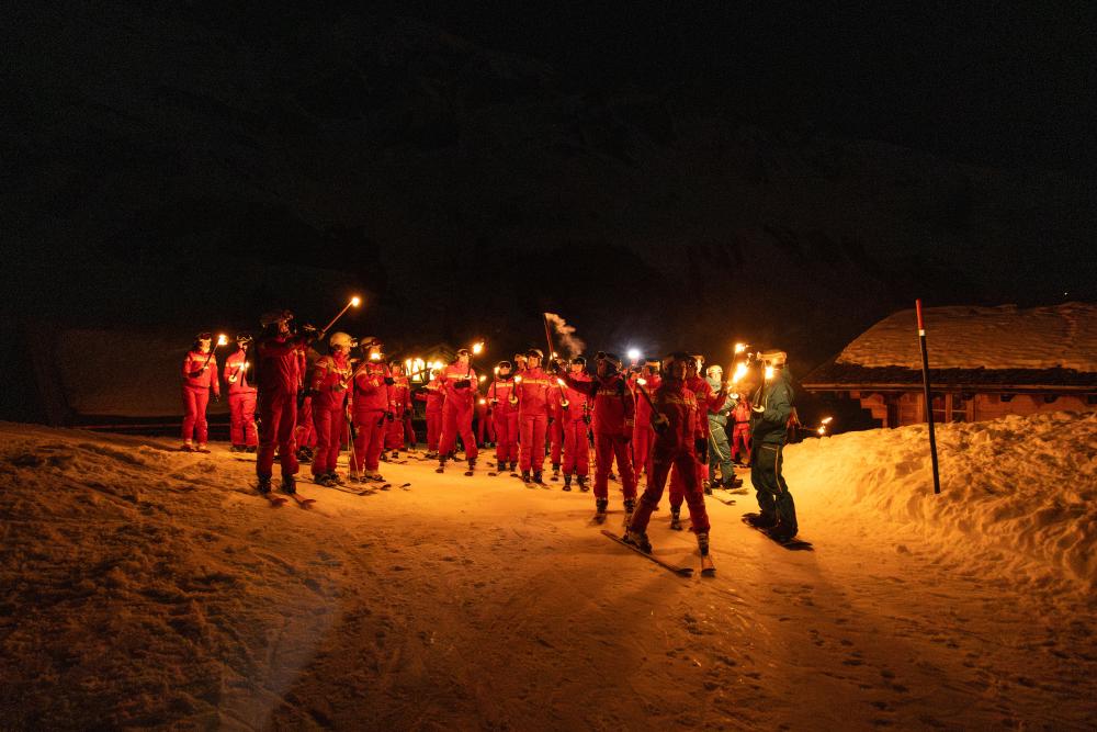 torchlight descent