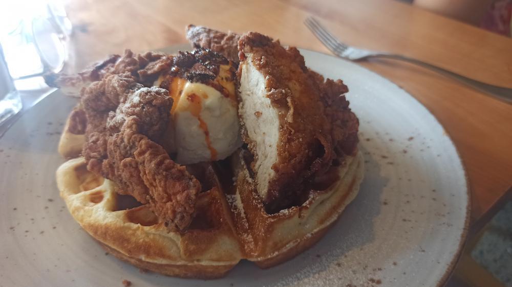 southern style chicken on waffels